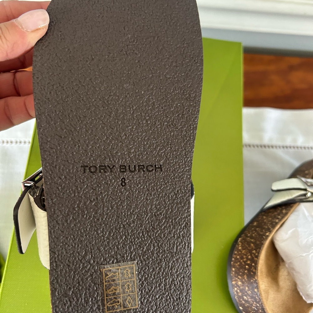 NEW Tory Burch Mellow Thong Sandals - Pebbled Leather/cork size 8 - Picture 4 of 6